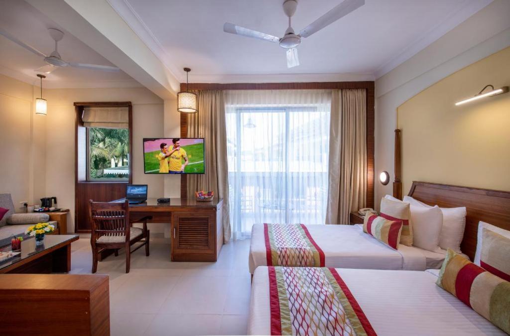 Sea Breeze Max Resort & Spa มัดกอน ภายนอก รูปภาพ