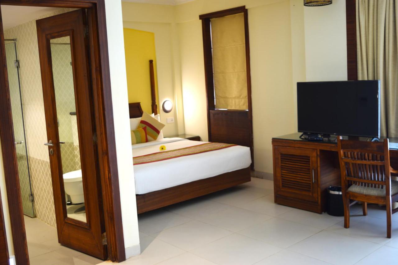 Sea Breeze Max Resort & Spa มัดกอน ภายนอก รูปภาพ