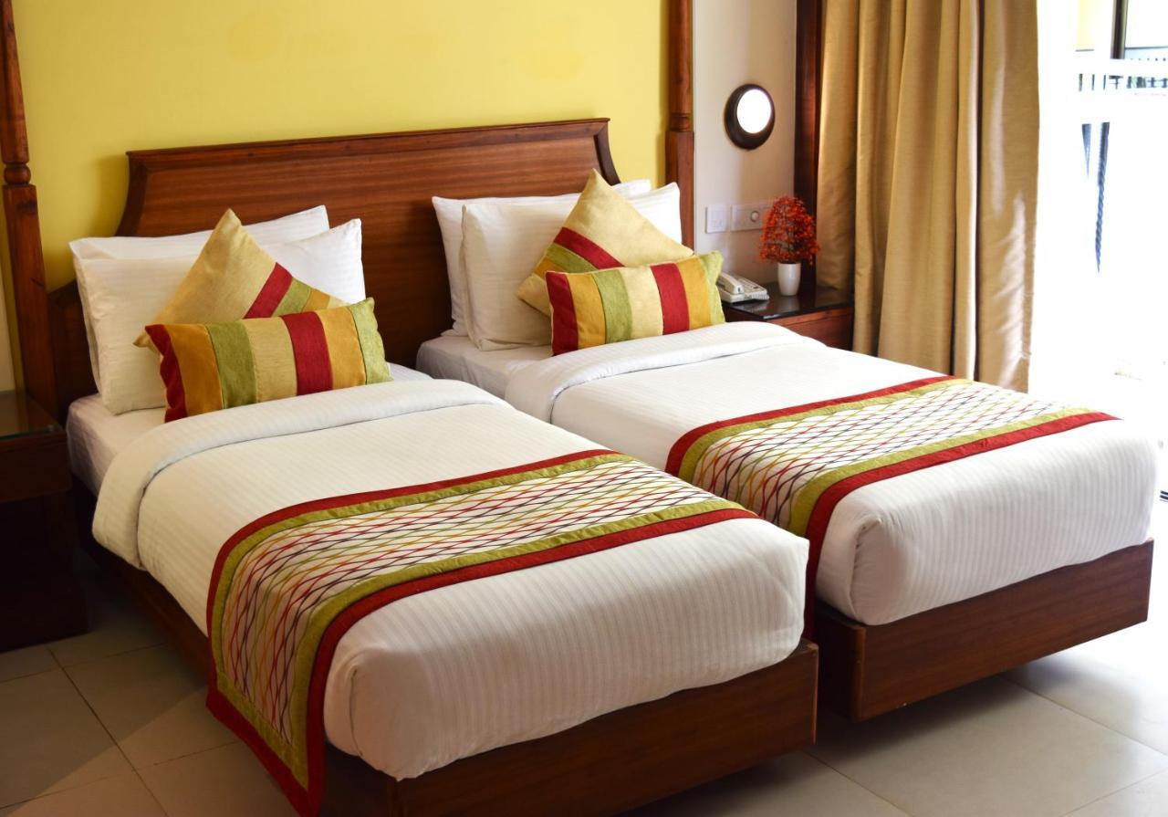Sea Breeze Max Resort & Spa มัดกอน ภายนอก รูปภาพ