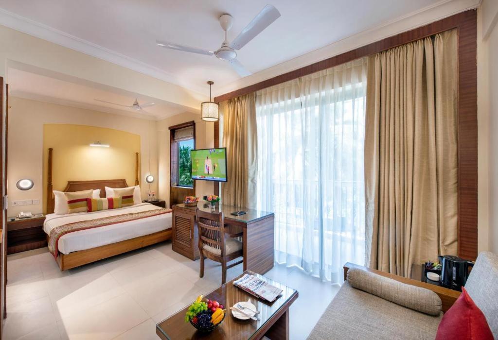 Sea Breeze Max Resort & Spa มัดกอน ภายนอก รูปภาพ