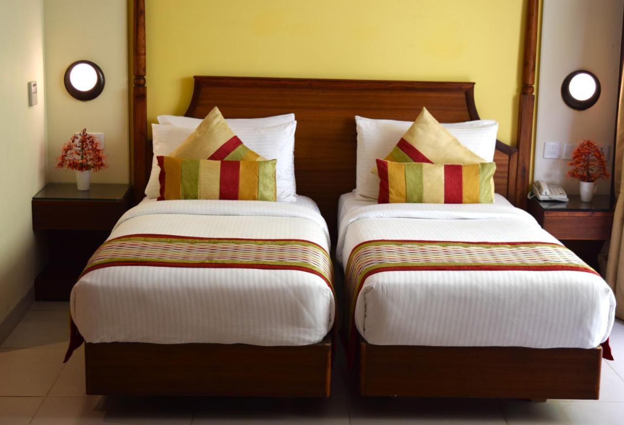 Sea Breeze Max Resort & Spa มัดกอน ภายนอก รูปภาพ