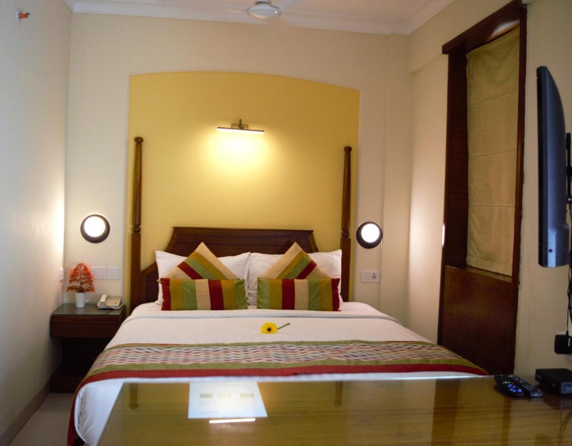 Sea Breeze Max Resort & Spa มัดกอน ภายนอก รูปภาพ